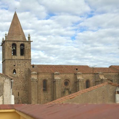 Caesarina II Apartment Caceres Exterior photo